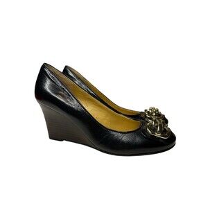 Nine West Stacked Wedge Heels Pumps Leather Black Gold Tone Hardware Size 6